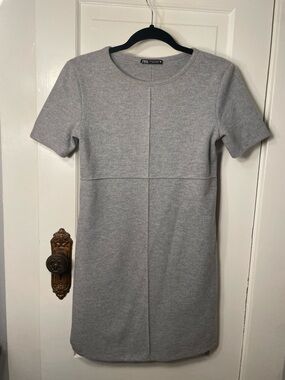 Zara Light Gray Short-Sleeve Seam-Detail Knit Dress
